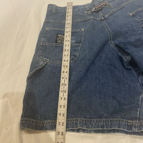 Vintage Retro Reynolds & Perry RP55 Jeans 42” Blue Distressed Denim Cargo Shorts - Picture 15 of 16